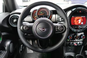MINI Cooper Connected 1.5 3-dr #907048* KL