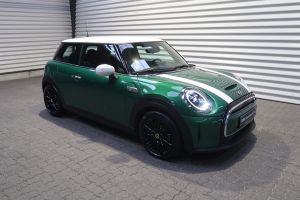 MINI Cooper SE Classic Trim 32 kWh 3-dr #911446