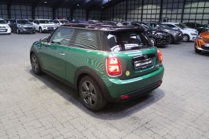 MINI Cooper SE Classic Trim 32 kWh 3-dr #911424