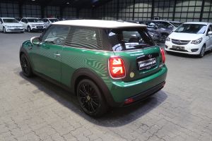 MINI Cooper SE Classic Trim 32 kWh 3-dr #911446