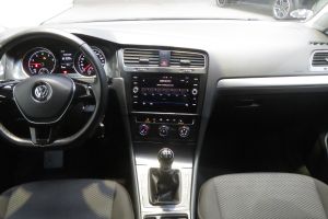 VW Golf VII Trendline TSI 5-dr #904676