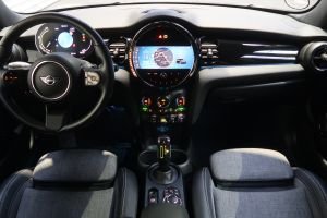 MINI Cooper SE Classic Trim 32 kWh 3-dr #911448