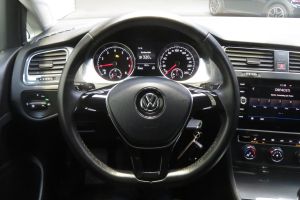 VW Golf VII Trendline TSI 5-dr #904676