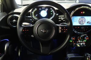 MINI Cooper SE Classic Trim 32 kWh 3-dr #911425