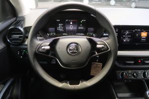 Škoda Fabia Essence MPI EVO #911435