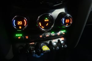 MINI Cooper SE Classic Trim 32 kWh 3-dr #911448