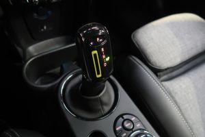 MINI Cooper SE Classic Trim 32 kWh 3-dr #911531