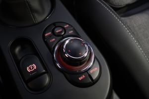 MINI Cooper SE Classic Trim 32 kWh 3-dr #911425