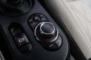 MINI Cooper SE Classic Trim 32 kWh 3-dr #911430