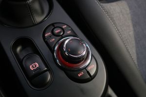 MINI Cooper SE Classic Trim 32 kWh 3-dr #911448