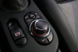 MINI Cooper SE Classic Trim 32 kWh 3-dr #911531