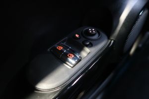 MINI Cooper SE Classic Trim 32 kWh 3-dr #911424