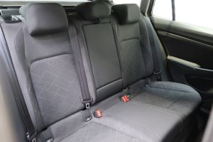 VW Golf VIII Life 2.0 TDI Variant #908010