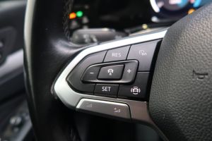 VW Golf VIII Life 2.0 TDI Variant #908010