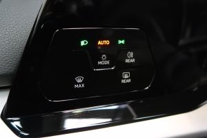 VW Golf VIII Life 2.0 TDI Variant #908010