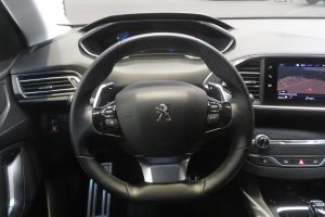 Peugeot 308 Allure BlueHDi aut. st.car #906188