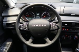 Ny Dacia Sandero Essential TCe 90 #910733