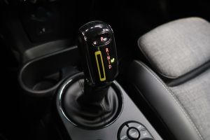 MINI Cooper SE Classic Trim 32 kWh 3-dr #910183