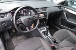 Škoda Octavia Ambition 1.5 TSI Combi #907760
