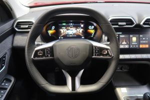 MG ZS Standard 1.5 #911411