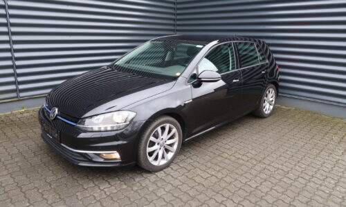 VW Golf VII Comfortline 1.5 TSI DSG 5-dr #904439