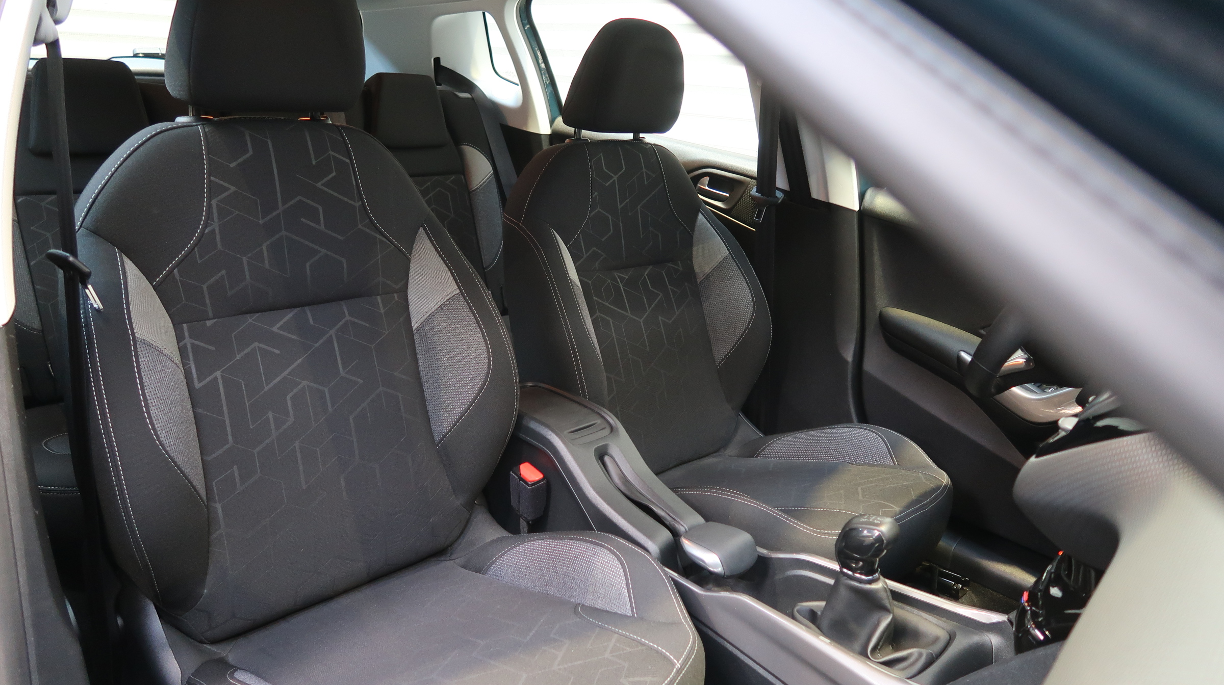 Peugeot 2008 Active PureTech #906808