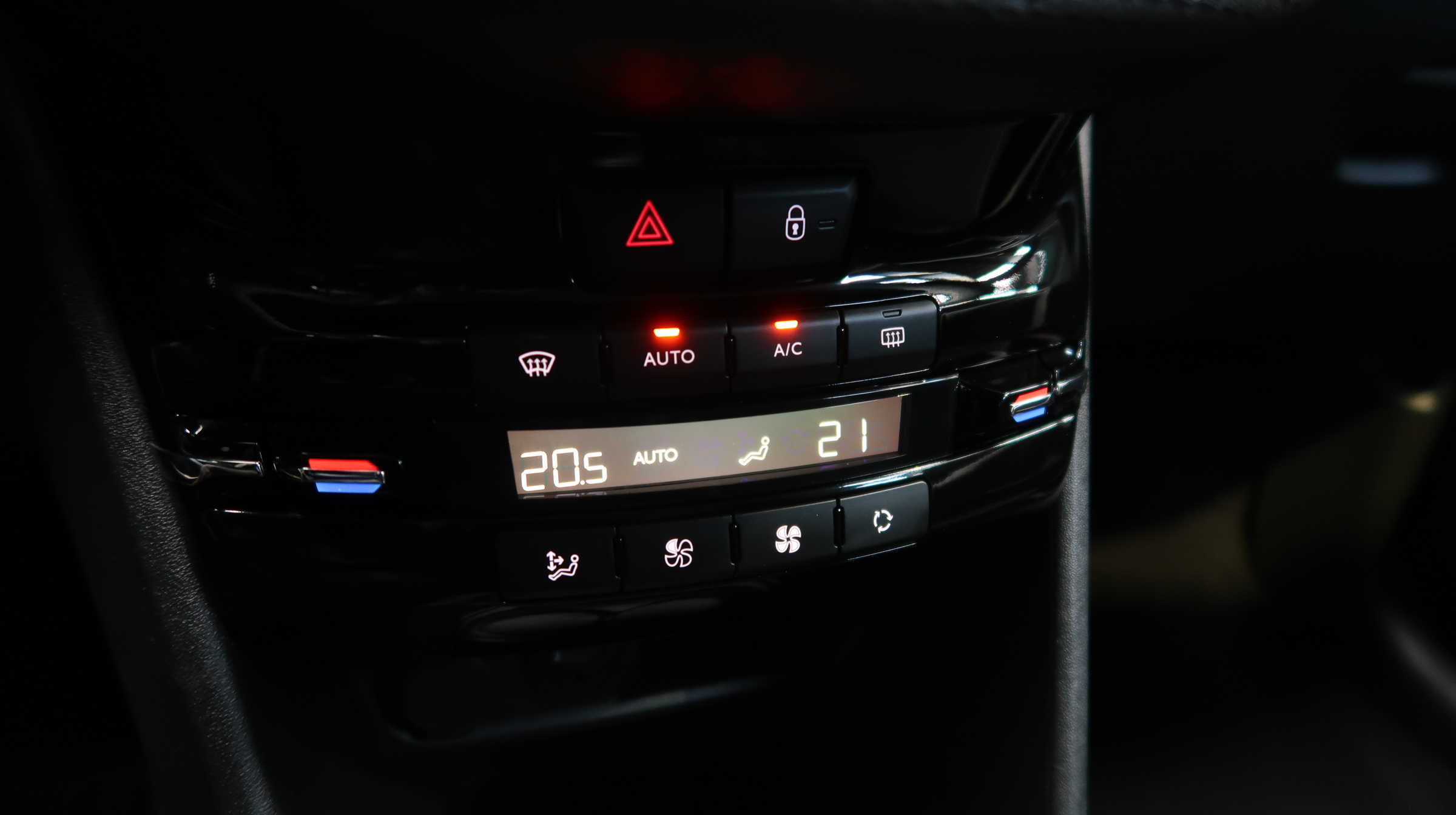 Peugeot 2008 Active PureTech #906808