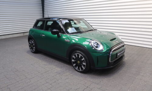 MINI Cooper SE Classic Trim 32 kWh 3-dr #911431