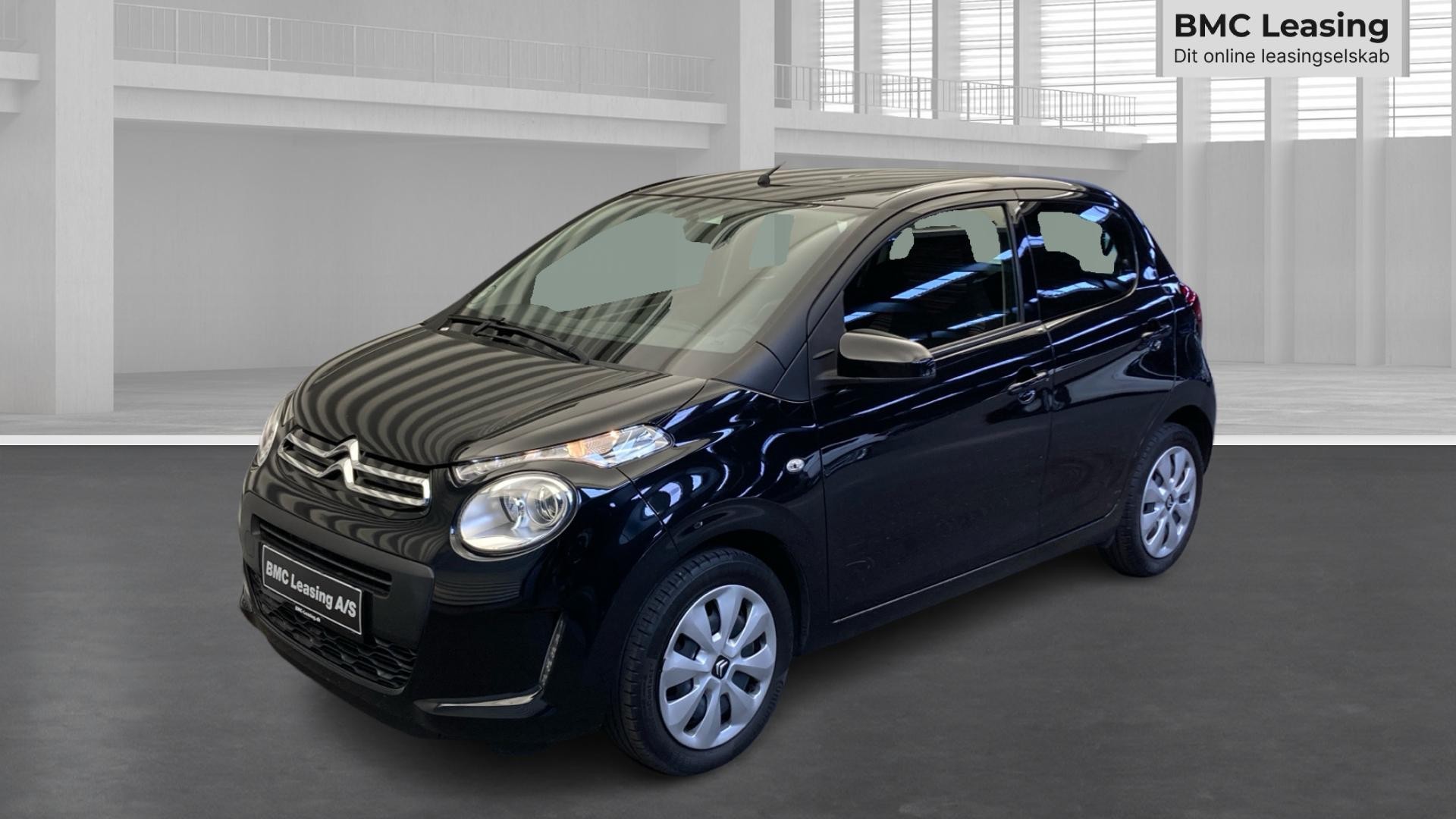 001 k26-07 905808 Citroën C1 Le Mans VTi - Skråt forfra, venstre