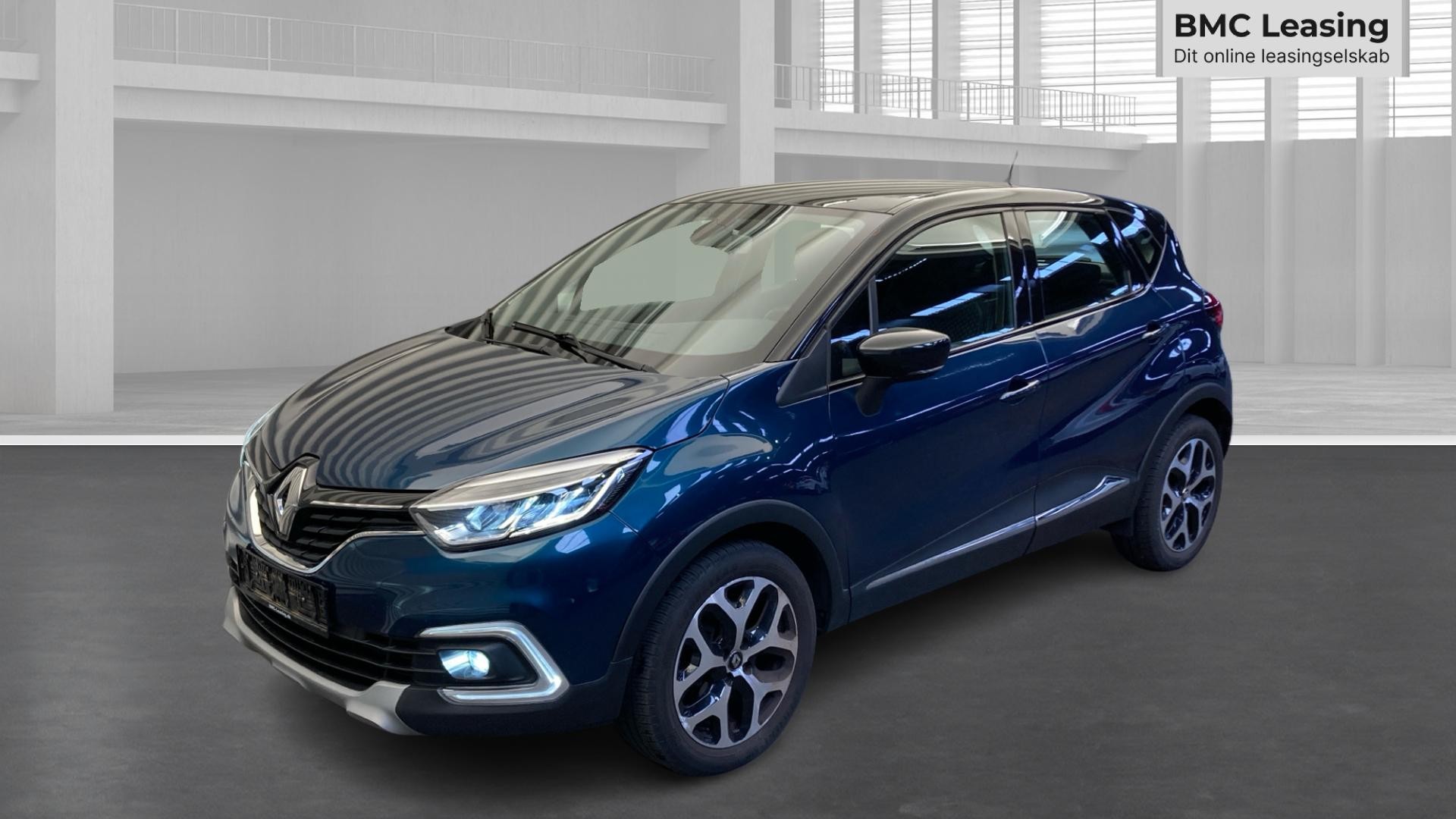 001 u26-06 904883 Renault Captur Intens TCe - Skråt forfra, venstre