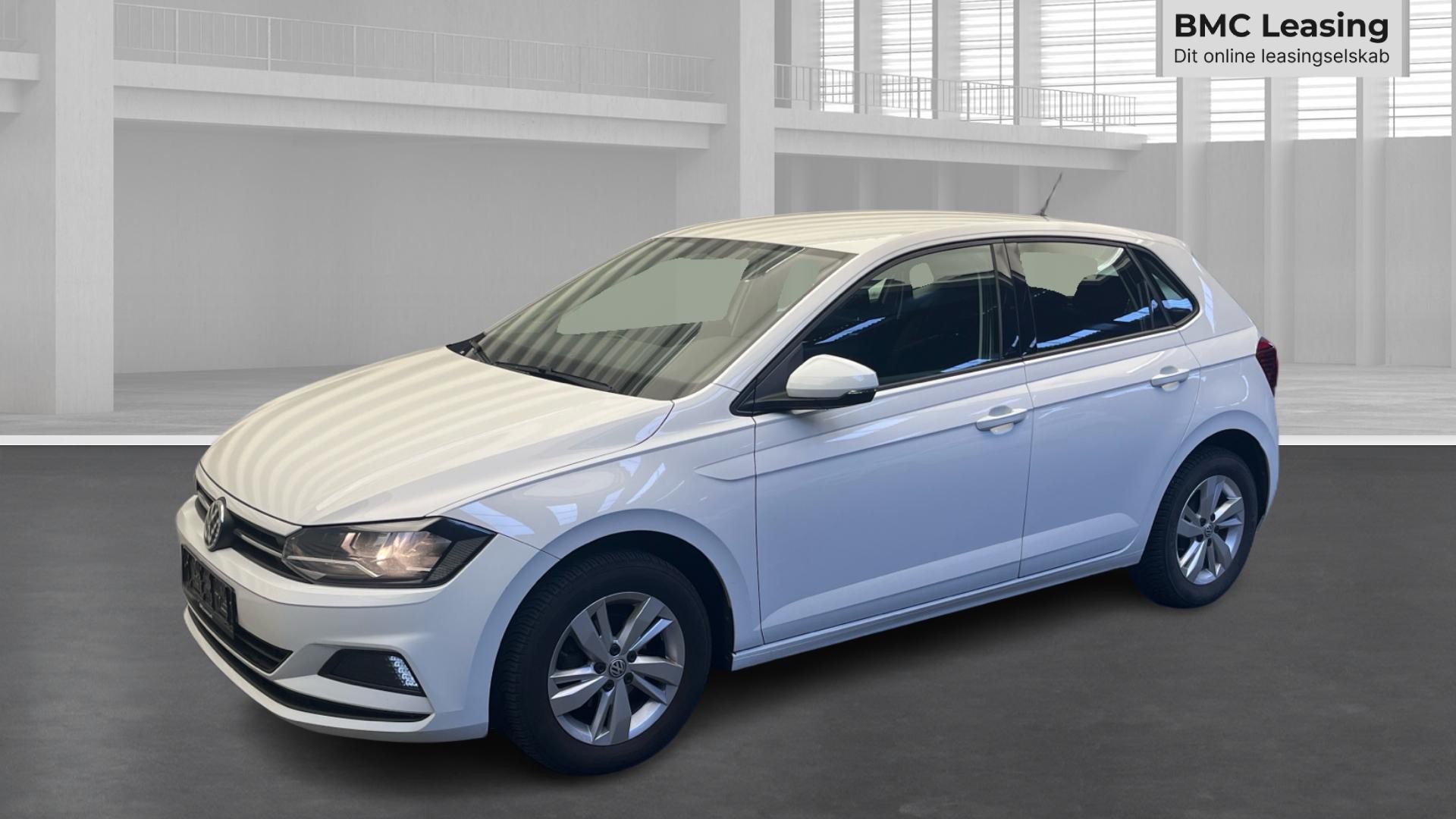 001 u26-06 905190 VW Polo Advance TSI DSG - Skråt forfra, venstre