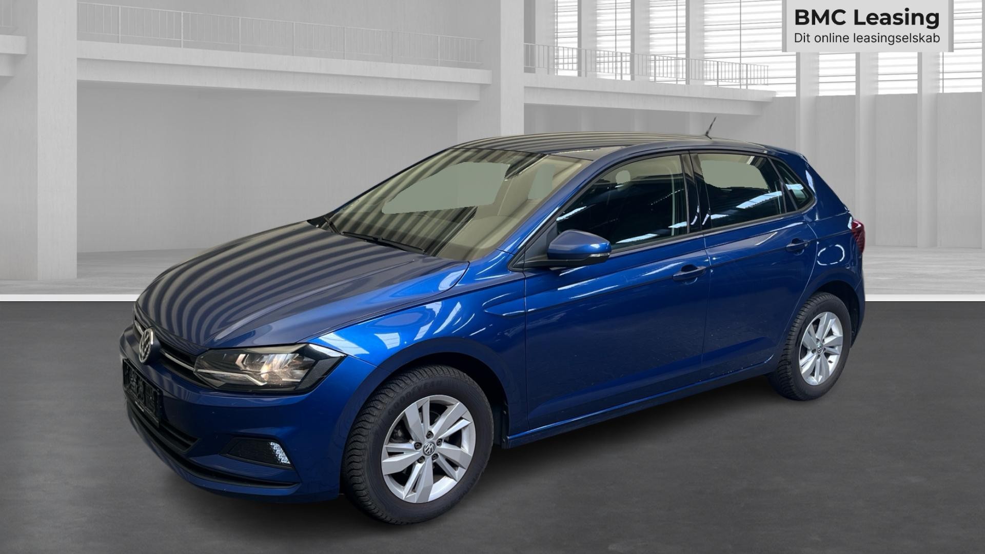 001 u26-06 905204 VW Polo Advance TSI DSG - Skråt forfra, venstre