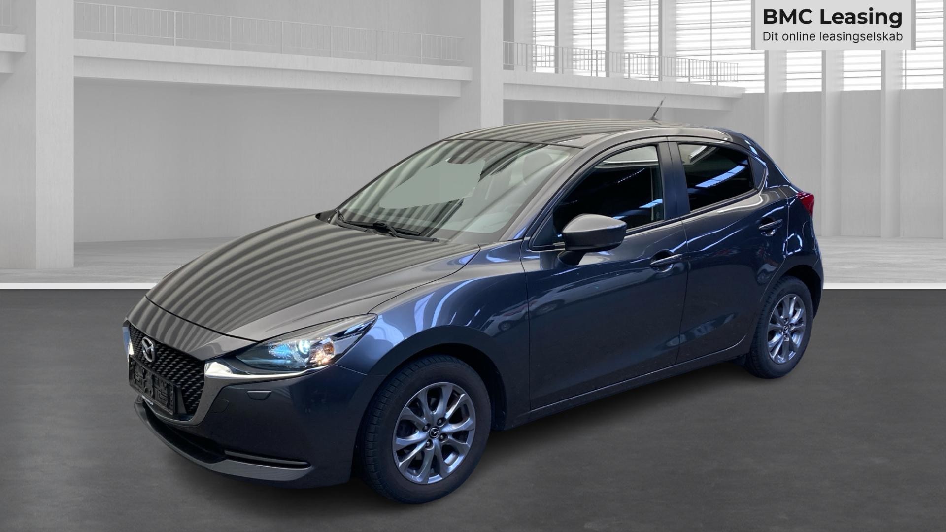 001 u26-06 907863 Mazda2 Sky SkyActiv-G aut. - Skråt forfra, venstre