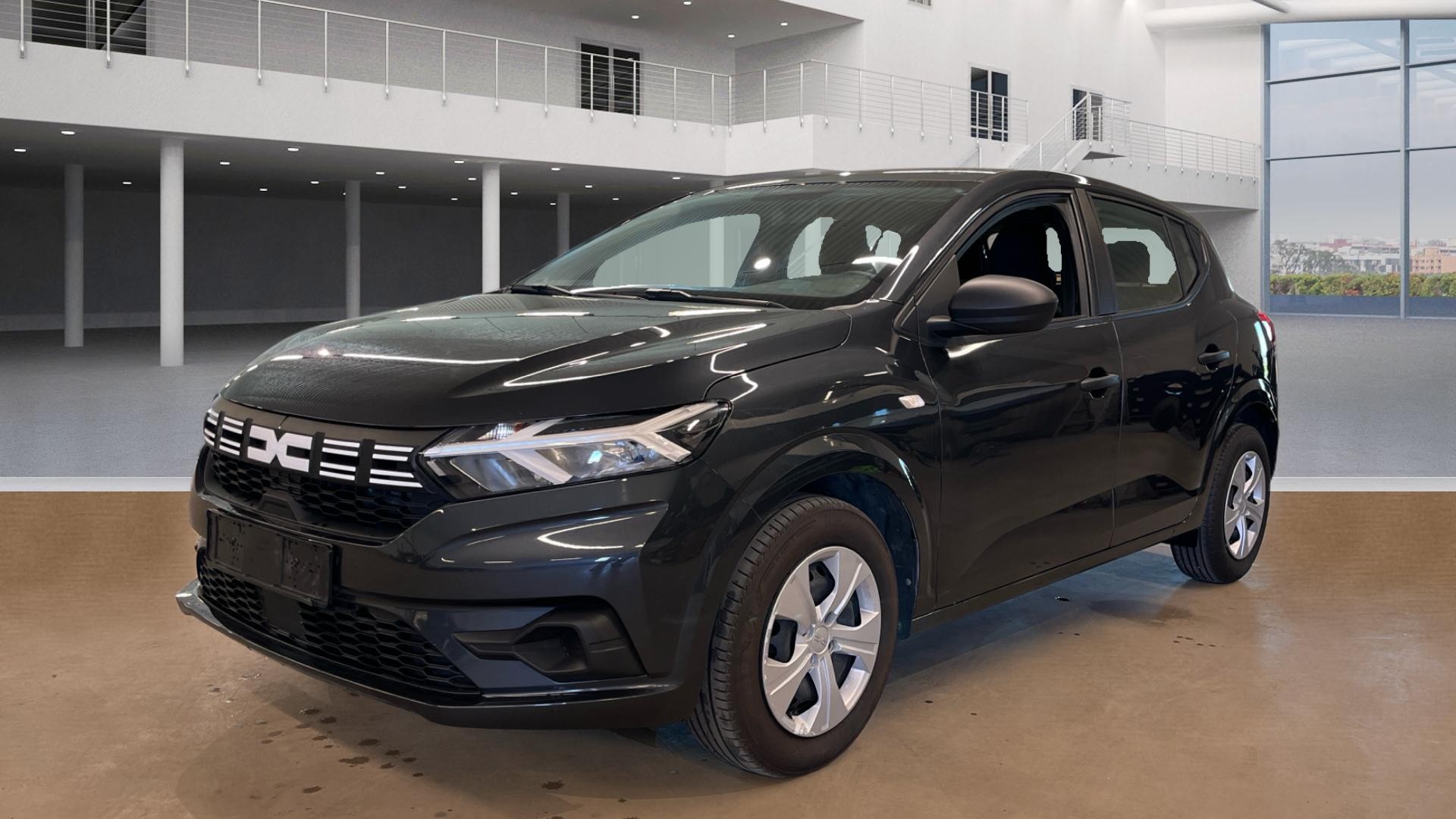 001 BCA 912361 Dacia Sandero Essential TCe - Skråt forfra