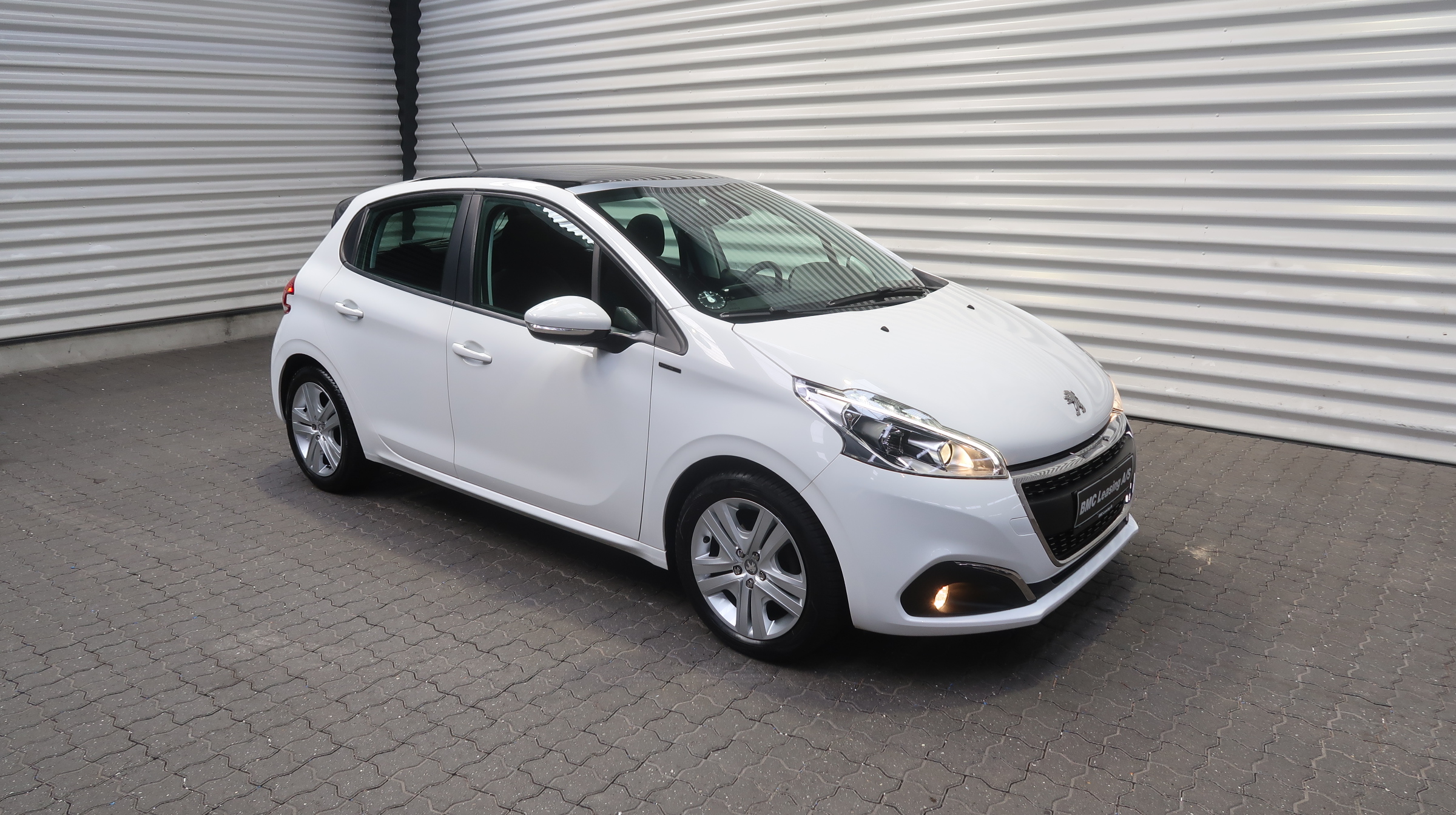 Peugeot 208 Signature Sky PureTech #906629