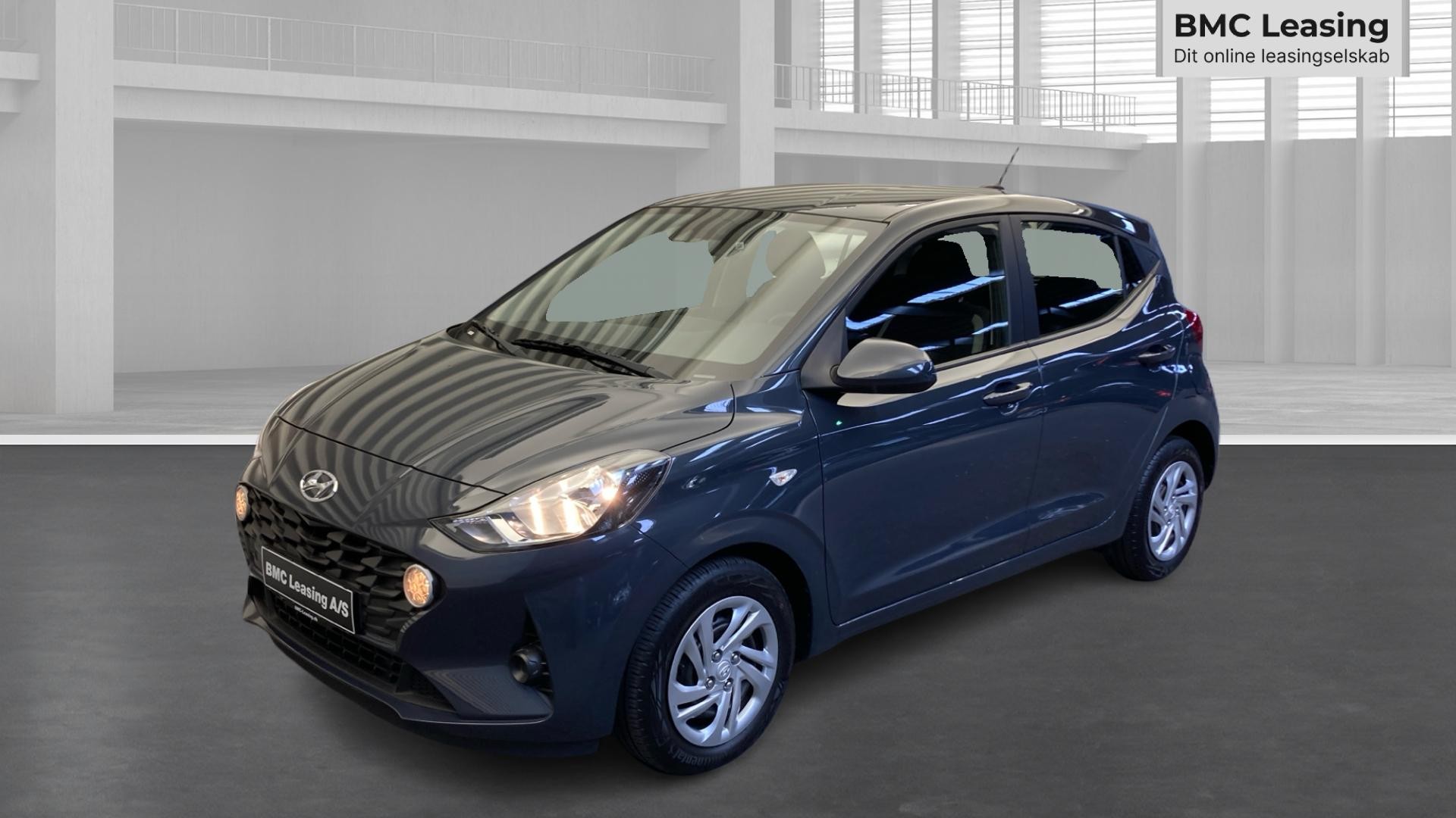 001 k26-07 912391 Hyundai i10 Essential MPi - Skråt forfra, venstre