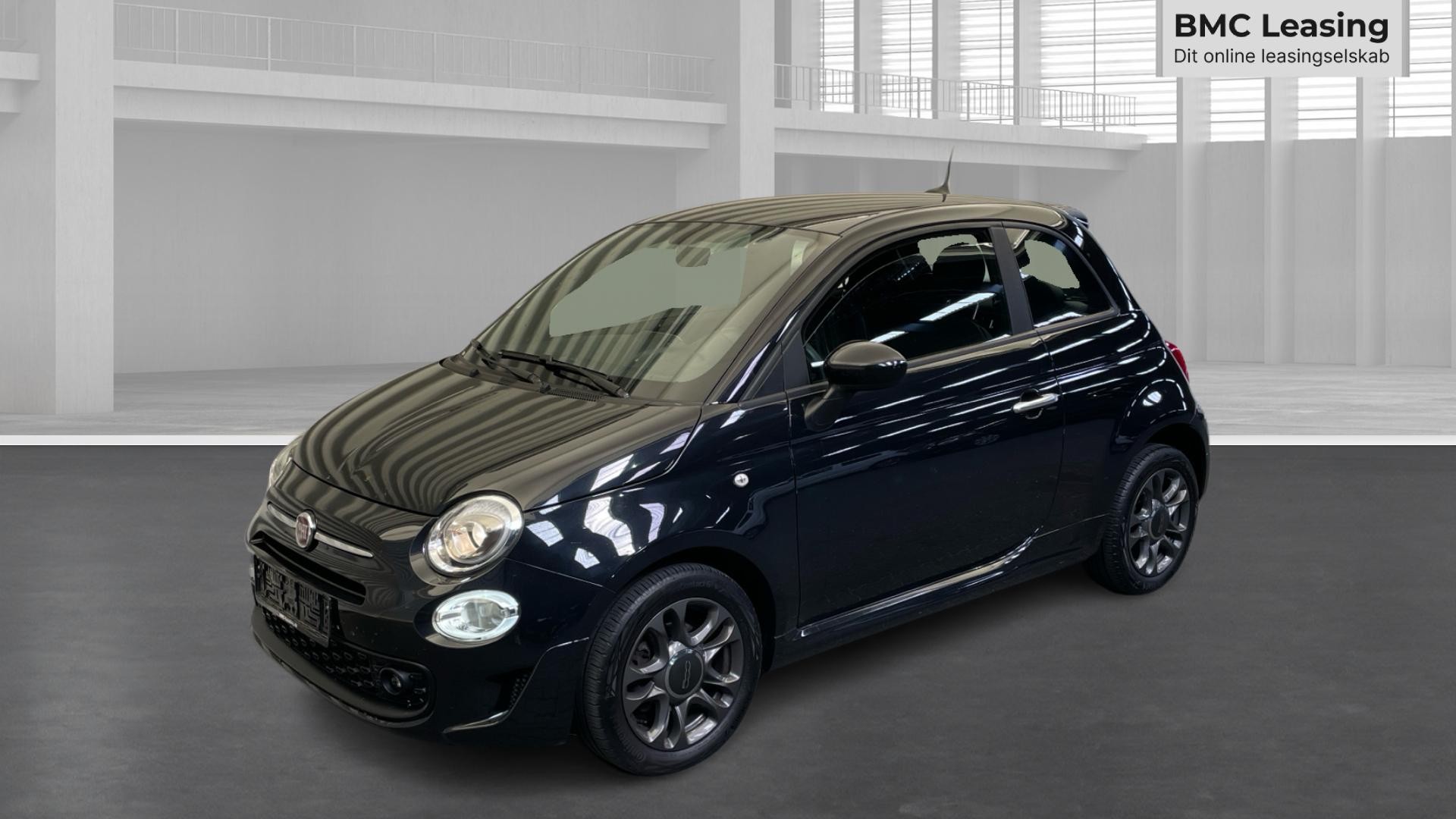 001 u26-07 906828 Fiat 500 Connect Mild hybrid - Skråt forfra, venstre