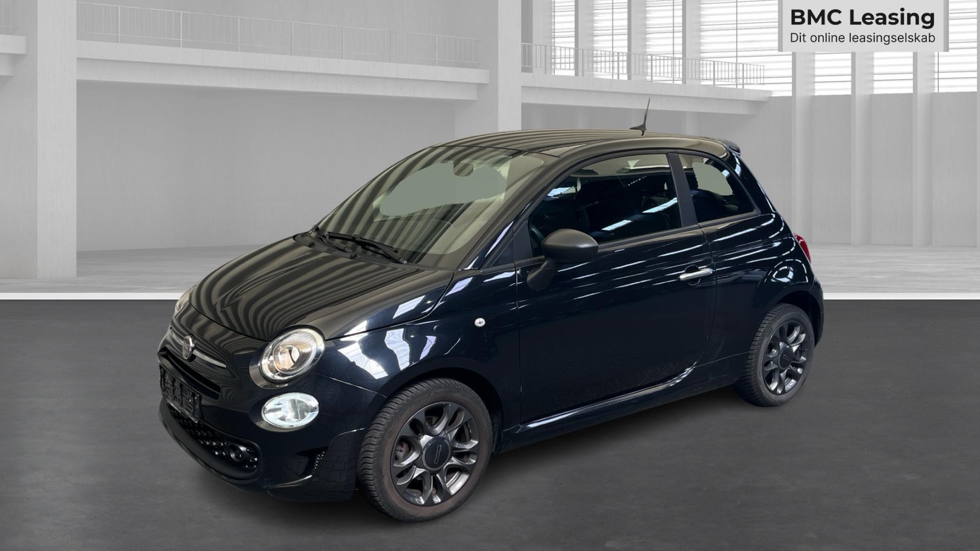 001 u26-07 907325 Fiat 500 Connect Mild hybrid - Skråt forfra, venstre
