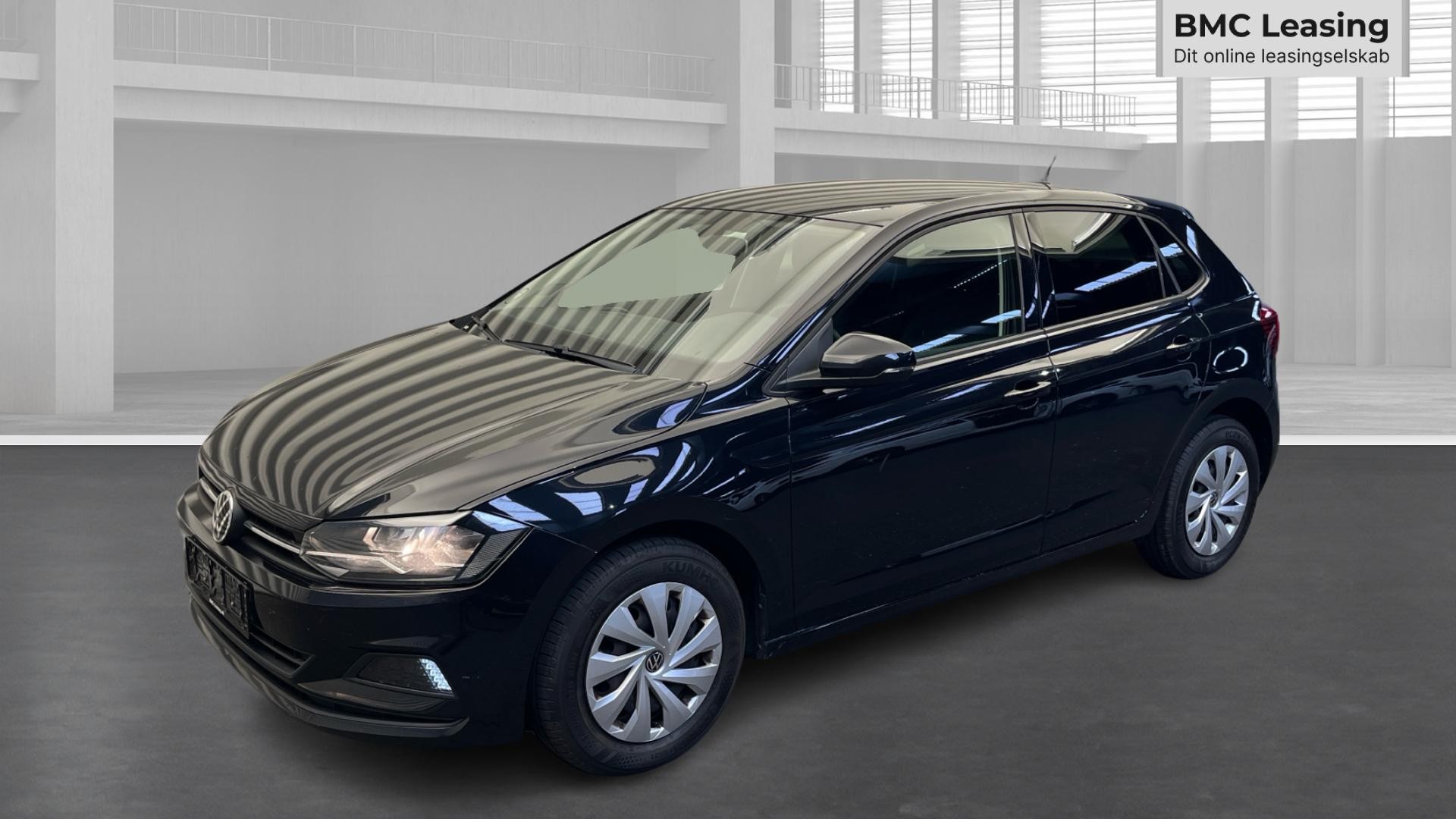 001 u26-07 907336 VW Polo Comfortline TSI DSG - Skråt forfra, venstre