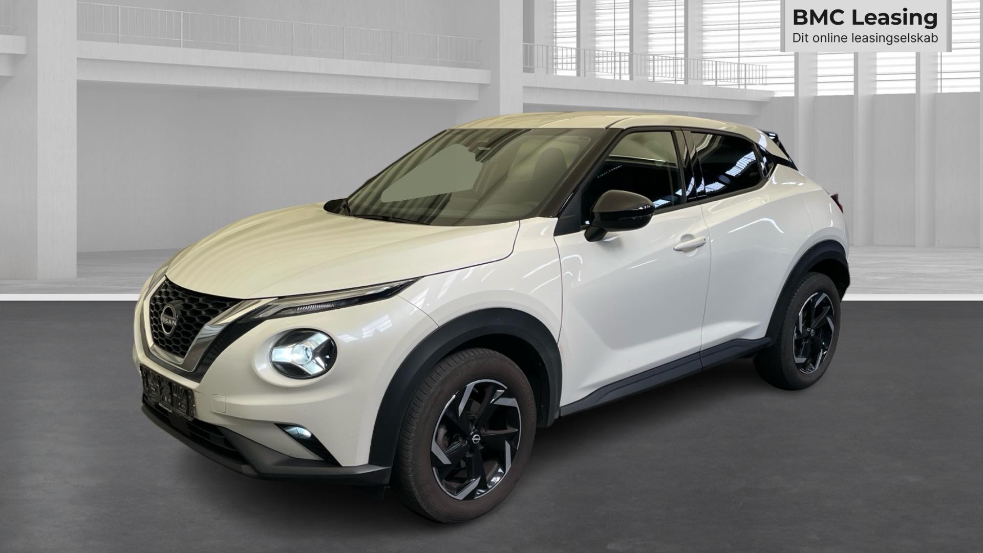 001 u26-07 910243 Nissan Juke Acenta DIG-T aut. - Skråt forfra, venstre