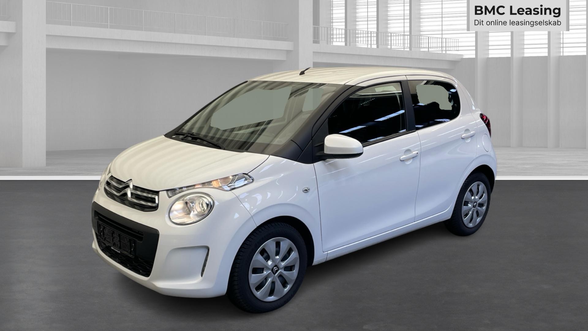 001 u26-07 911724 Citroën C1 Shine VTi - Skråt forfra, venstre