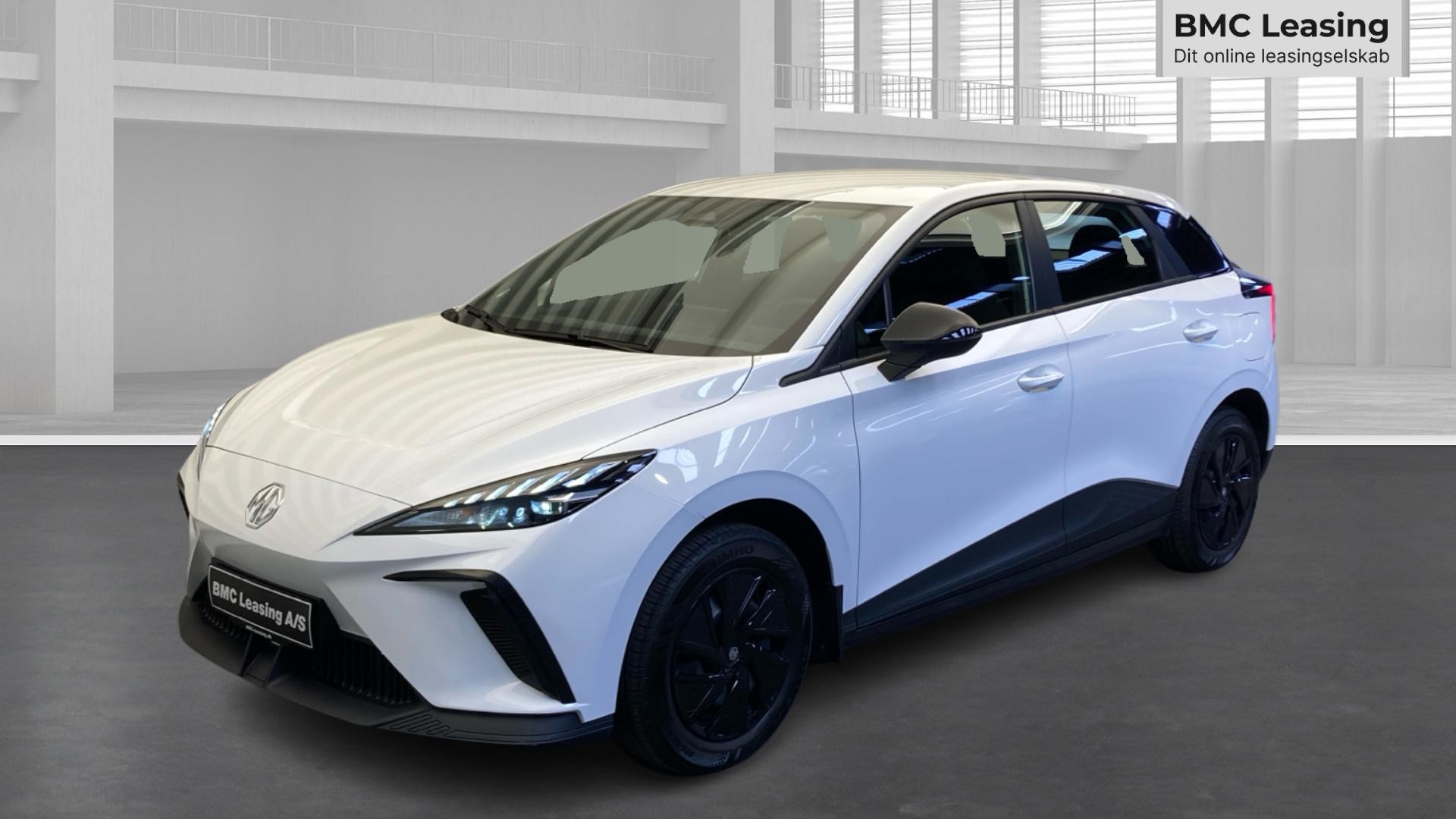 001 k26-08 912115 MG4 Electric Standard Range 51 kWh - Skråt forfra, venstre