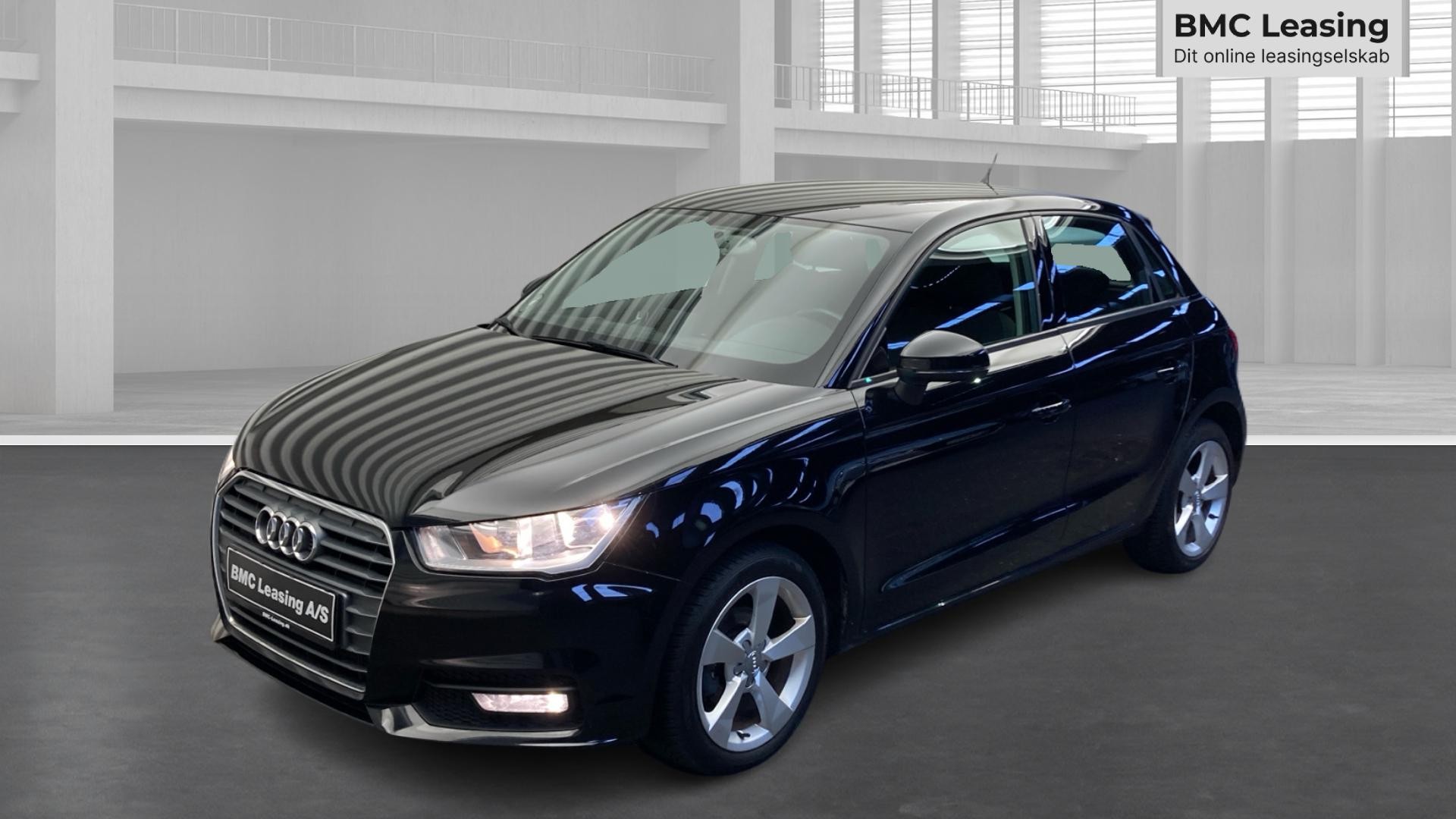 001 k26-09 906139 Audi A1 Sport TFSI ultra Sportback - Skråt forfra, venstre