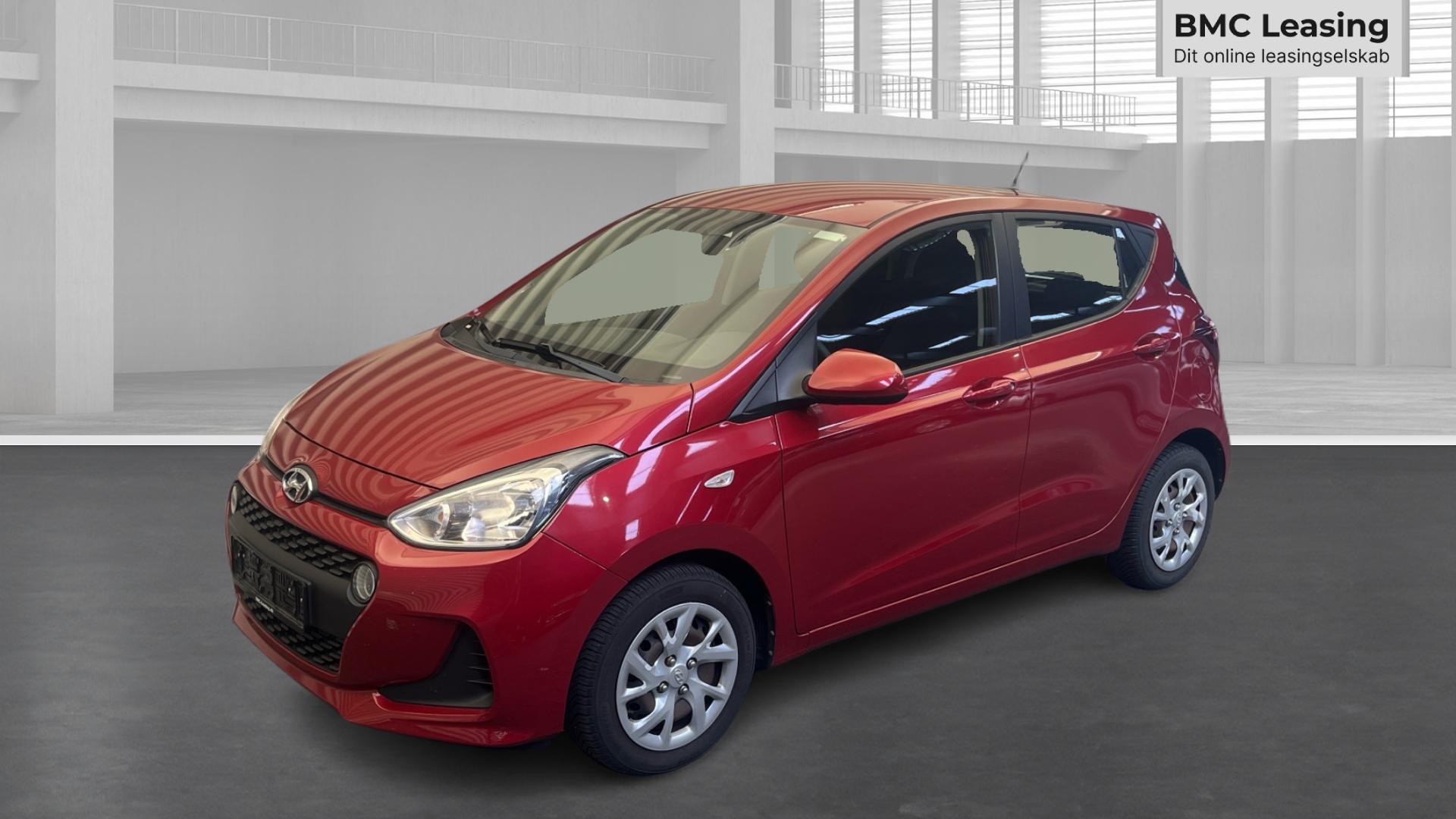 001 u26-08 905244 Hyundai i10 Trend MPi - Skråt forfra, venstre