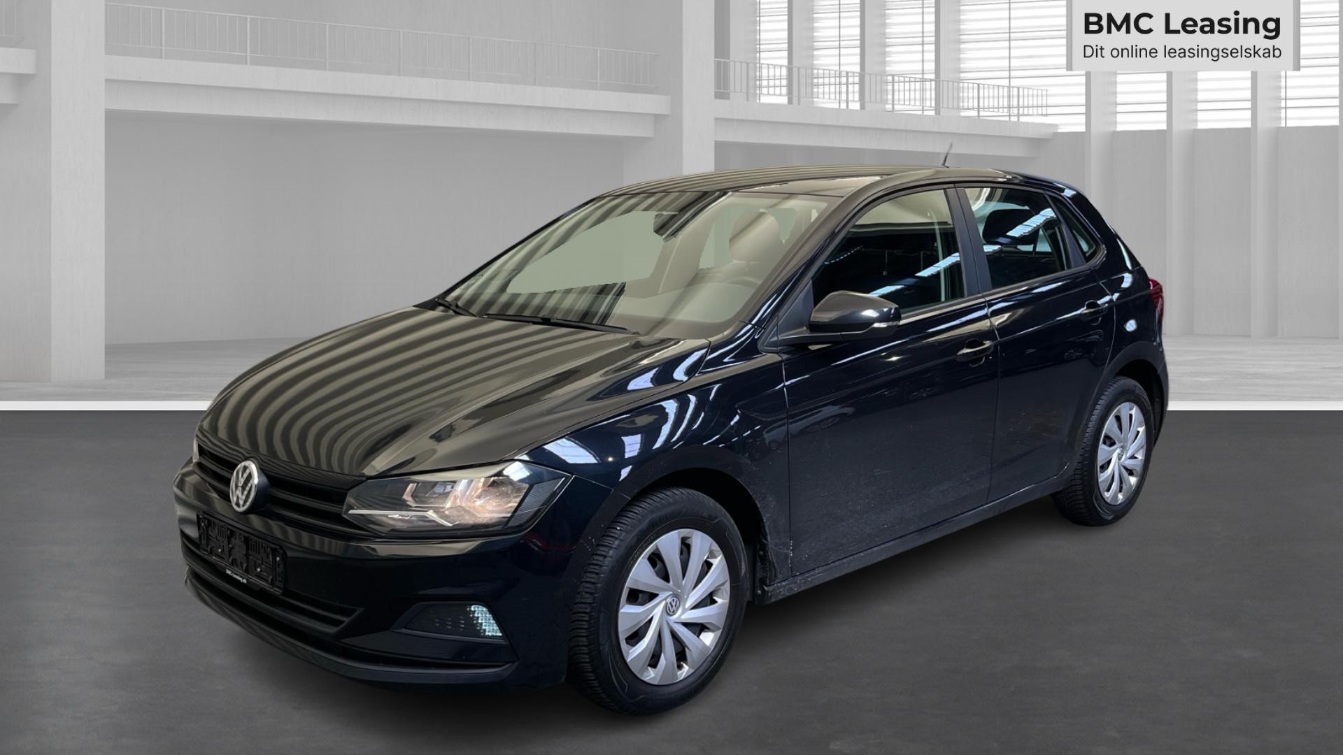 001 u26-08 905845 VW Polo Trendline MPI - Skråt forfra, venstre