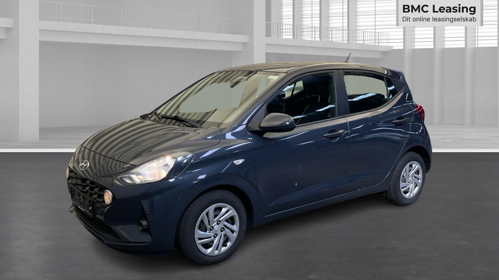 001 u26-08 906922 Hyundai i10 Advanced MPi aut. - Skråt forfra, venstre