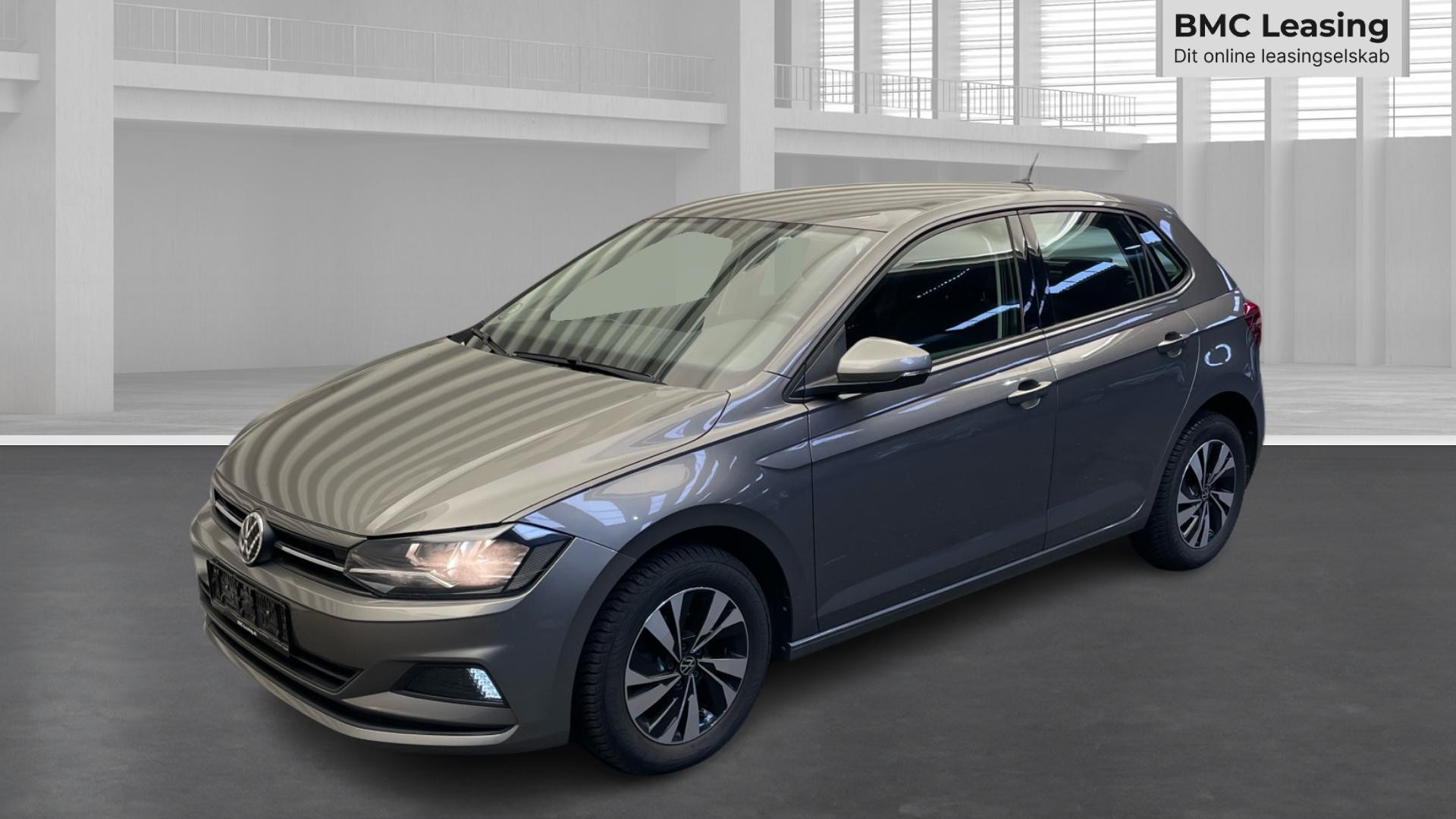 001 u26-08, 908551, VW Polo Advance, Skråt forfra venstre