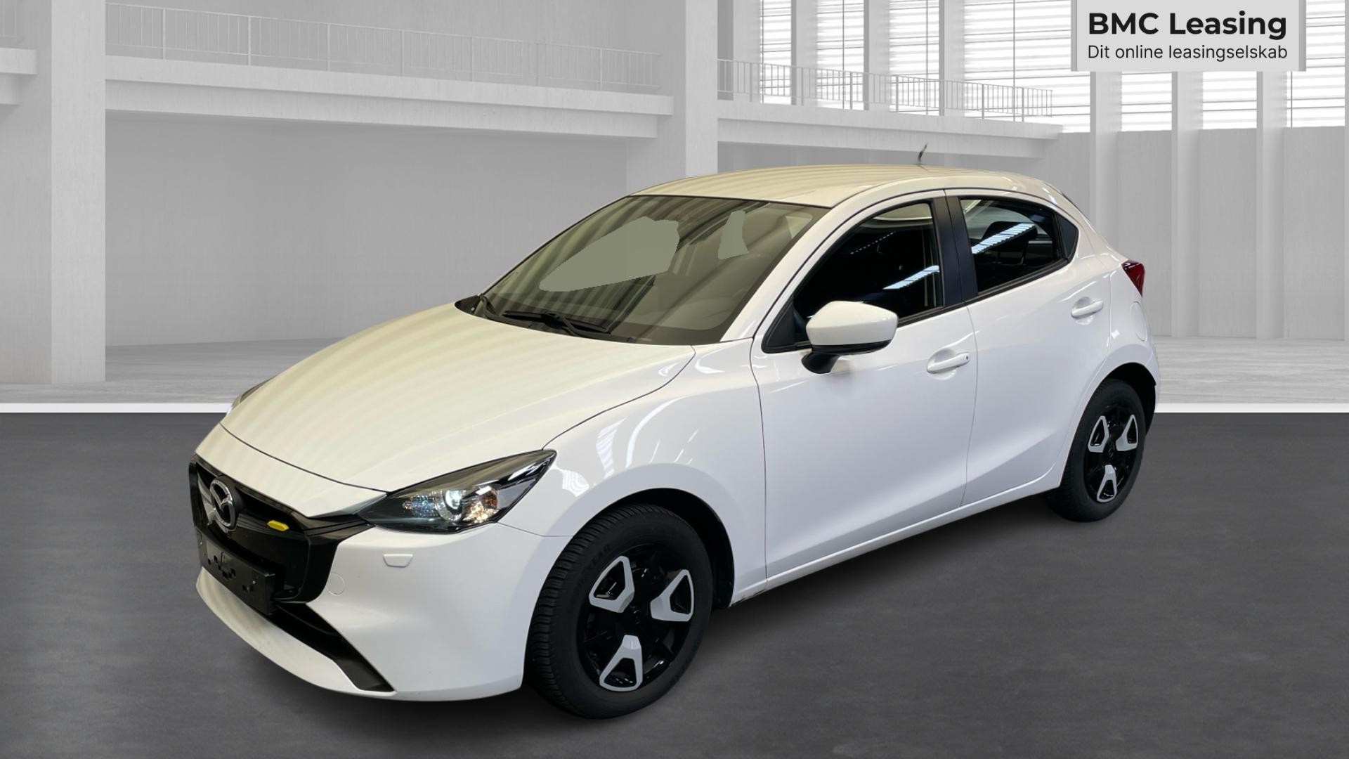 001 u26-08 908803 Mazda2 Centre-Line e-SkyActiv G - Skråt forfra, venstre