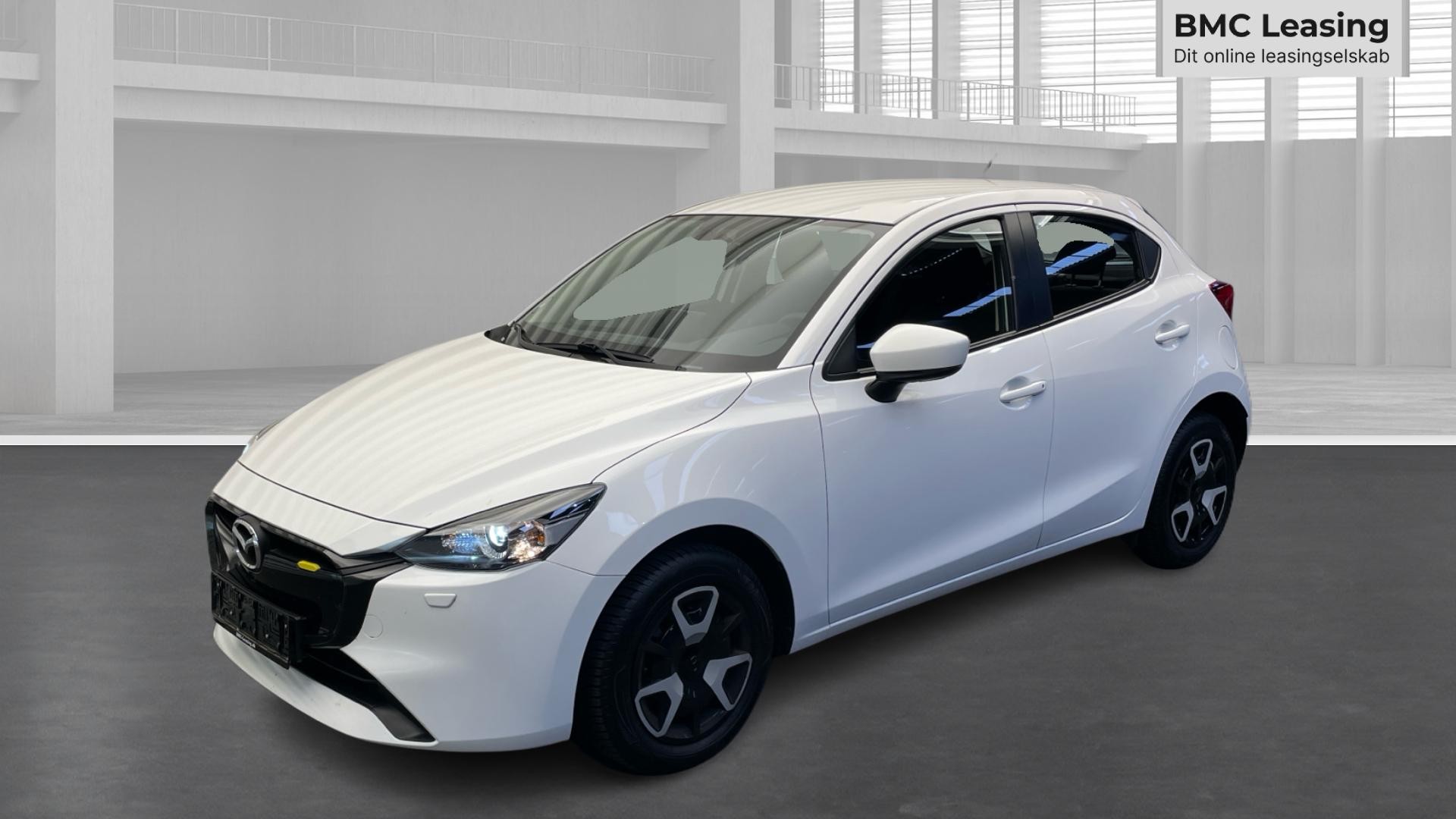 001 u26-08 908949 Mazda2 Centre-Line e-SkyActiv G - Skråt forfra, venstre