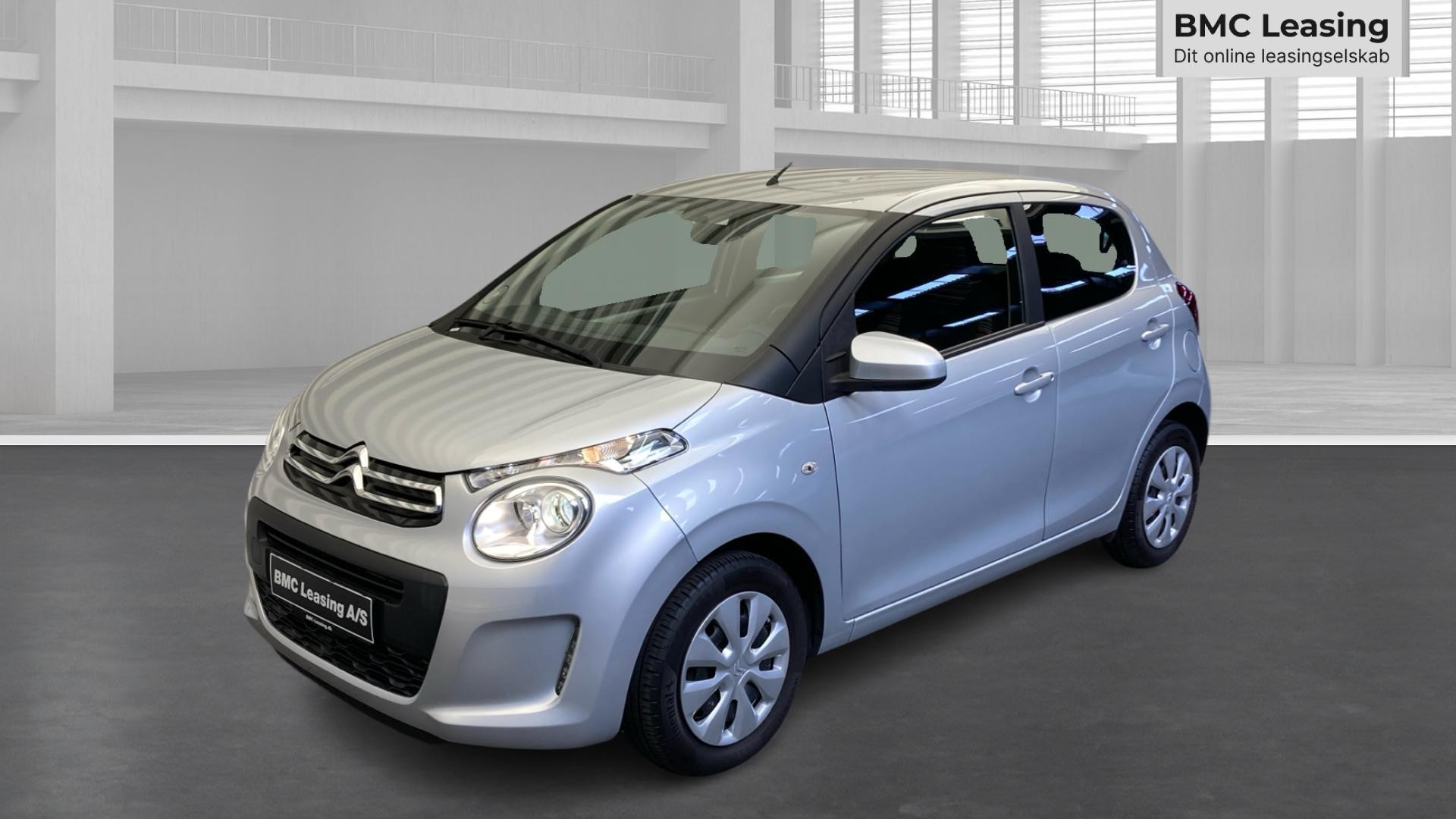 001 k26-09 910966 Citroën C1 Attaque VTi - Skråt forfra, venstre
